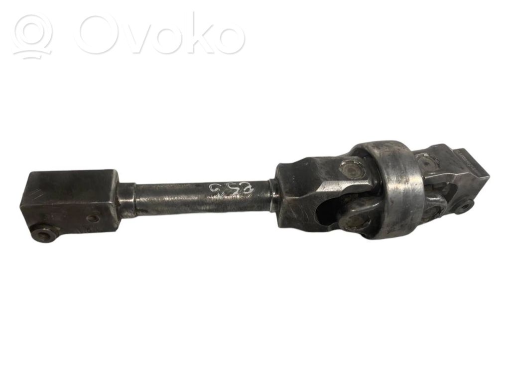 Steering wheel axle cross-joint