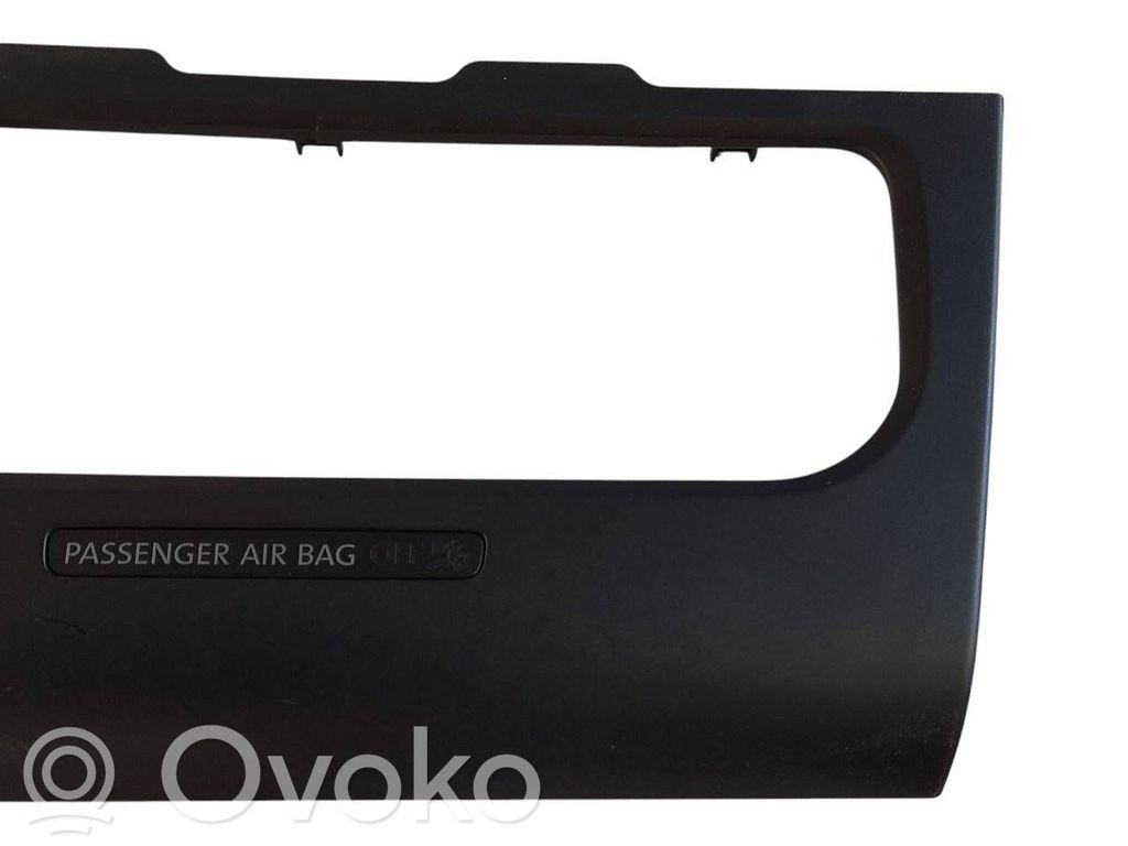 Klimata kontrole / mazā radiatora vadības dekoratīvā apdare