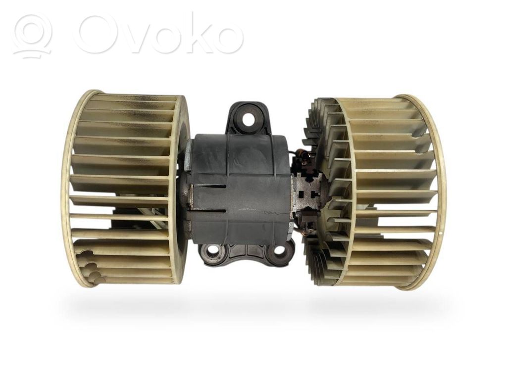 Mazā radiatora ventilators