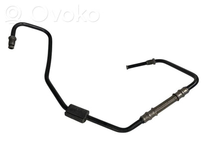 Caurulīte (-es) / trubiņa (-as)