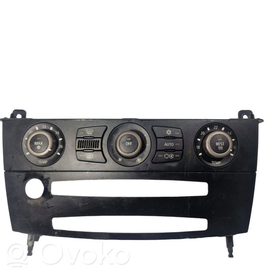 Gaisa kondicioniera / klimata kontroles / salona apsildes vadības bloks (salonā)