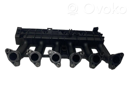 Впускной коллектор