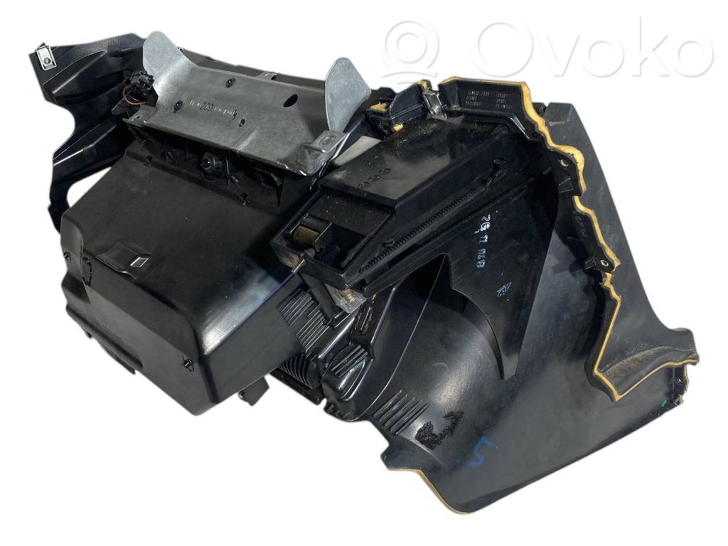 Storage compartment set