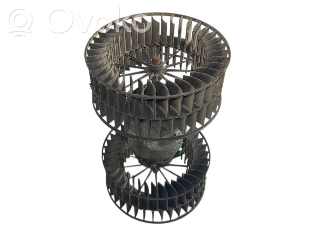 Mazā radiatora ventilators