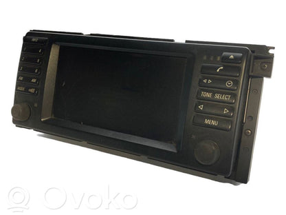 Radio / CD/DVD atskaņotājs / navigācija