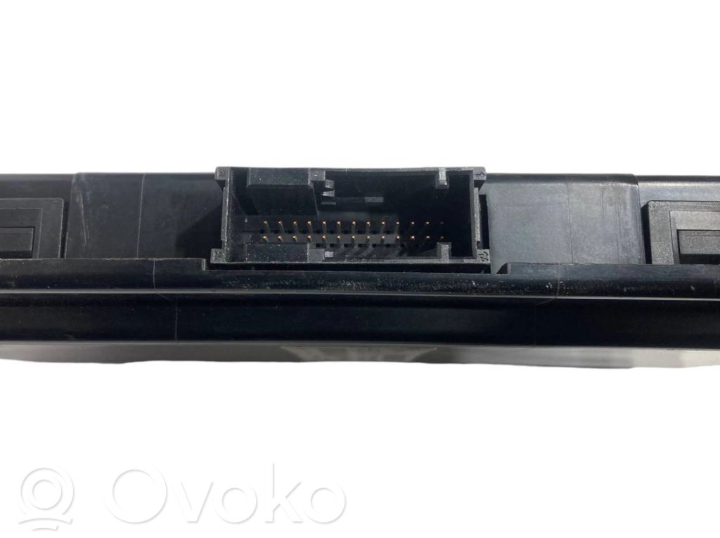 Light module LCM