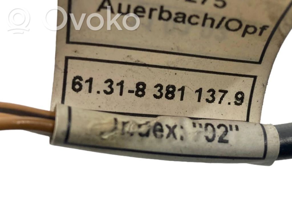 Aizmugurējā pārsega slēdzene