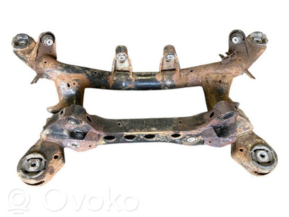 Pusrāmis aizmugurējais / priekšējais