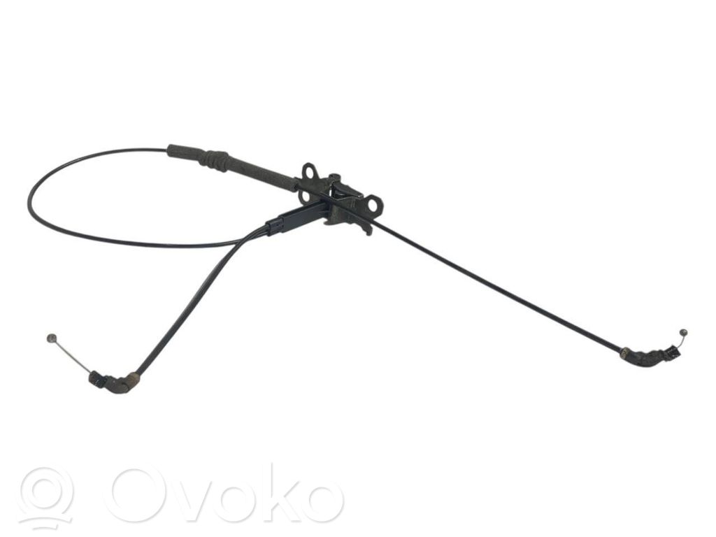 Dzinēja pārsega attaisīšanas rokturītis