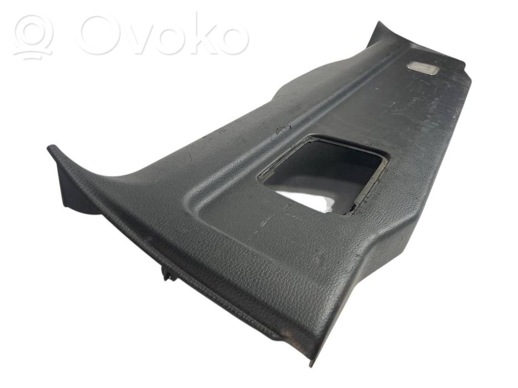 Galvenais apdares panelis