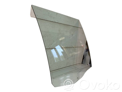 aizmugurējo durvju stikls