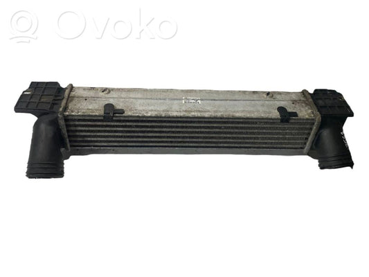 Starpdzesētāja radiators