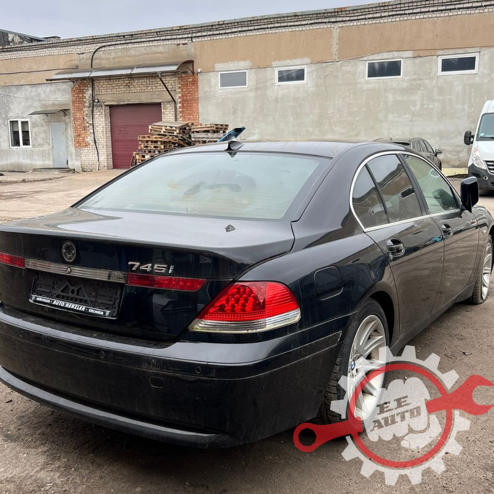BMW E65 745 2002.G.