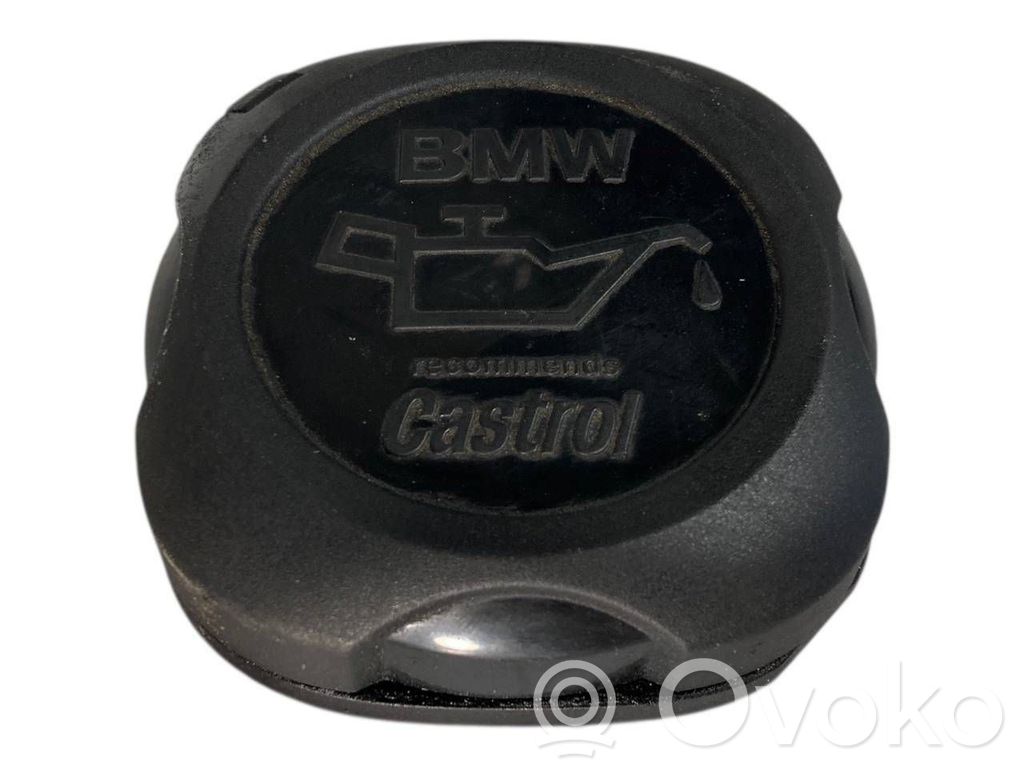 Eļļas uzpildes atveres vāciņš