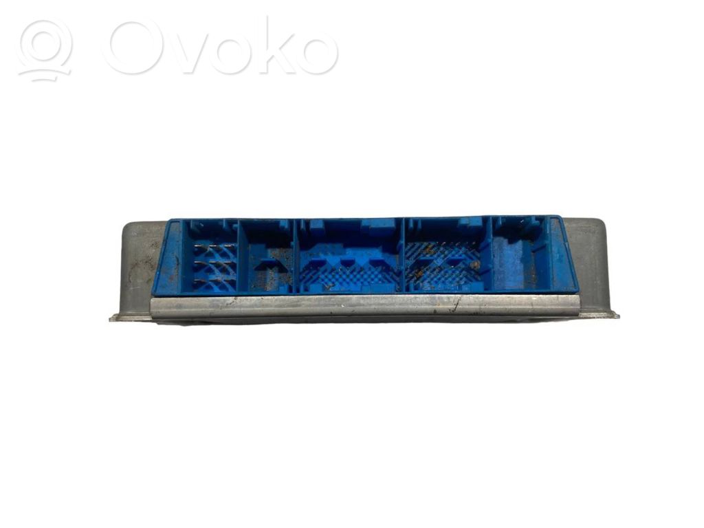 Pārnesumkārbas vadības bloks