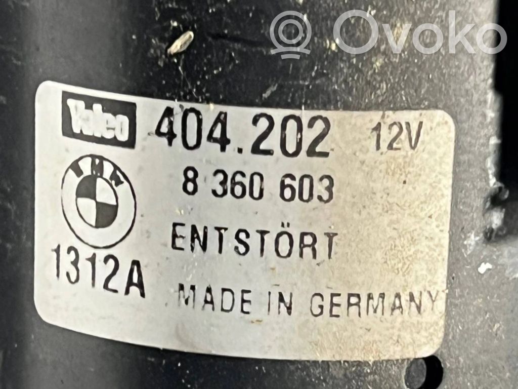 Stikla tīrītāja motoriņš