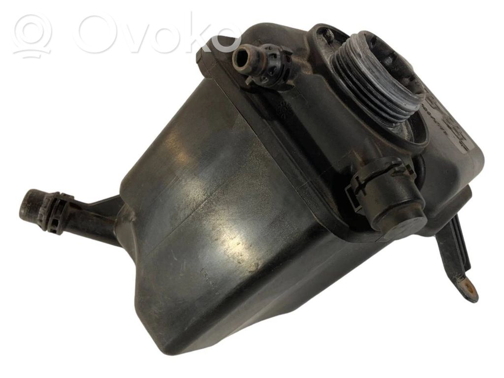 Coolant expansion tank