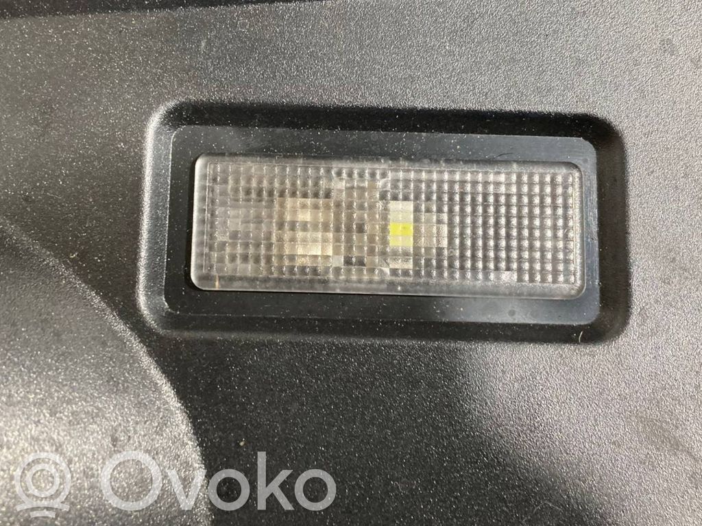 Paneļa dekoratīvās apdares vairogs (apakšējais)