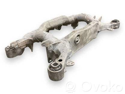 Pusrāmis aizmugurējais / priekšējais