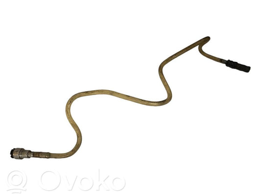 Degvielas caurulīte (-es)