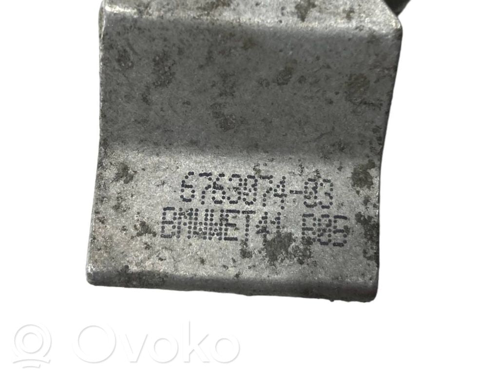 Stūresrata ass krustsavienojums