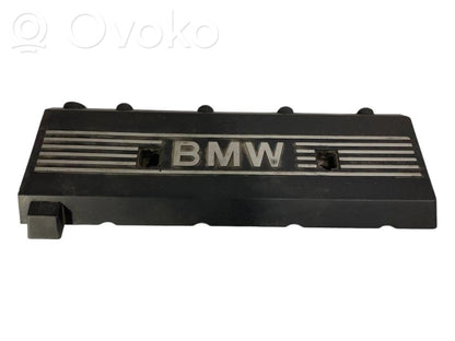 Engine cover (decorative trim)