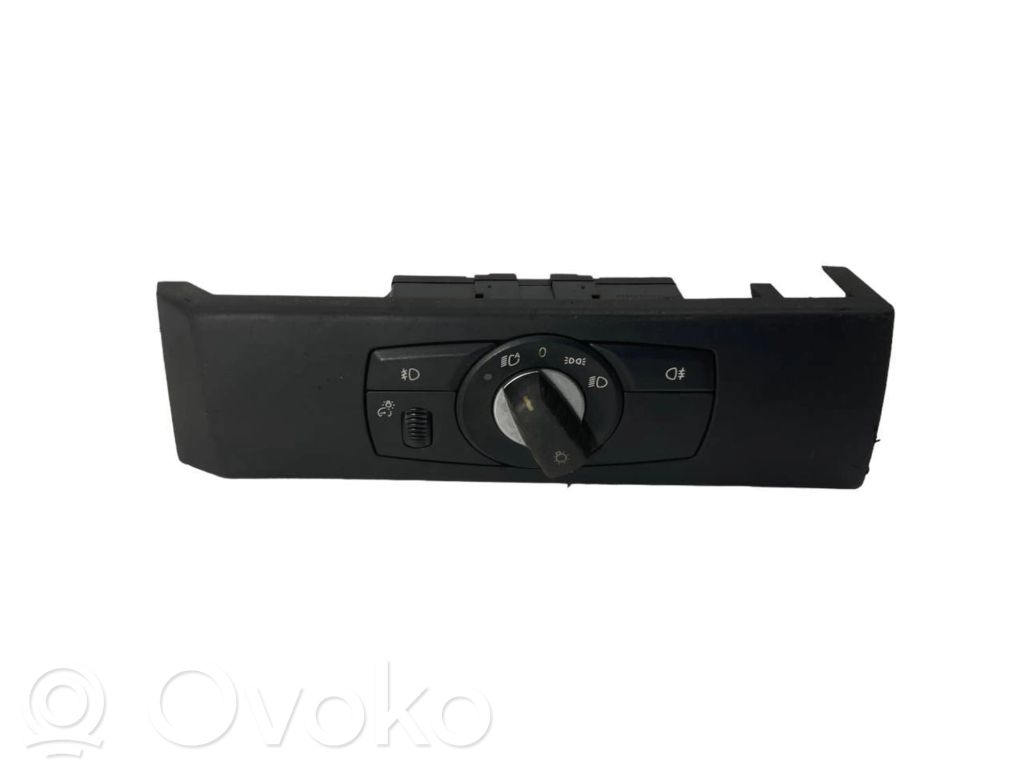 Headlight switch