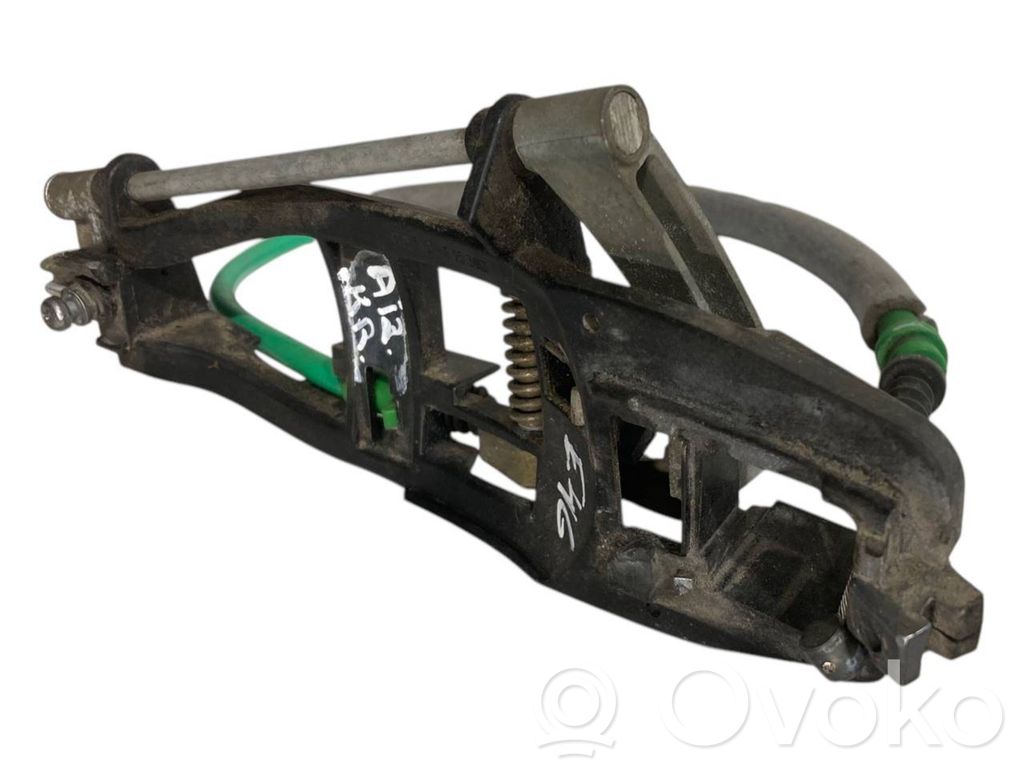 Aizmugurē turētājs / kronšteins ārējam atvēršanas rokturim