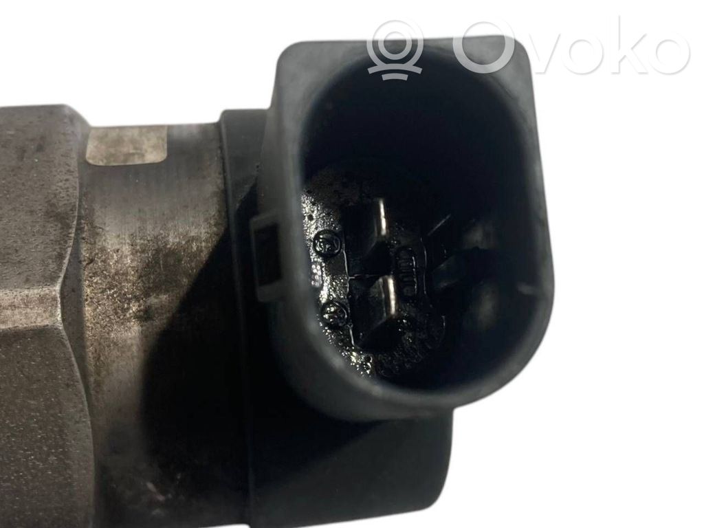 Регулятор давления топлива