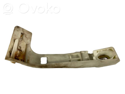 Akseleratora pedāļa turētājs