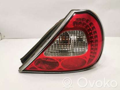 Aizmugurējais lukturis virsbūvē