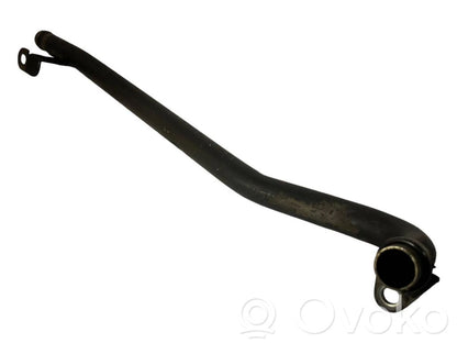 Caurulīte (-es) / šļūtene (-es)