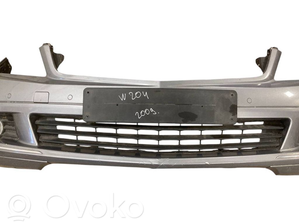 Передний бампер