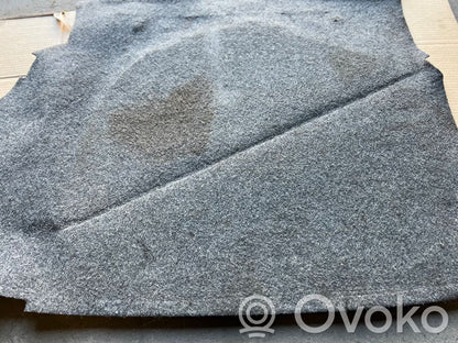 Trunk floor
