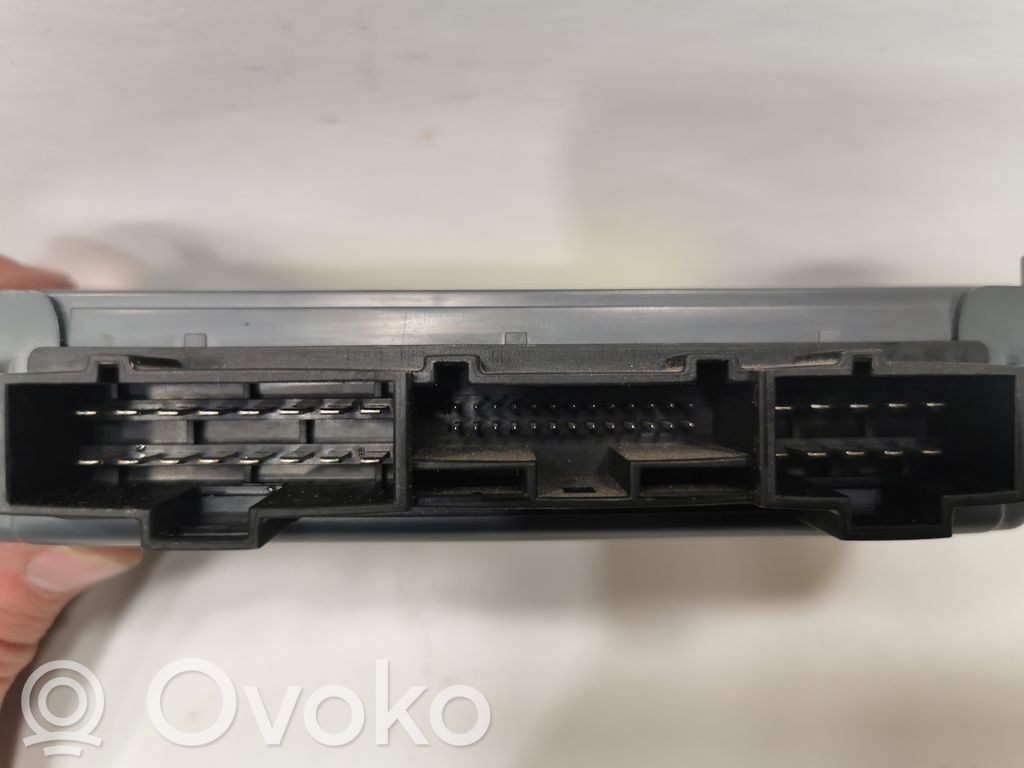 Sēdekļa vadības modulis