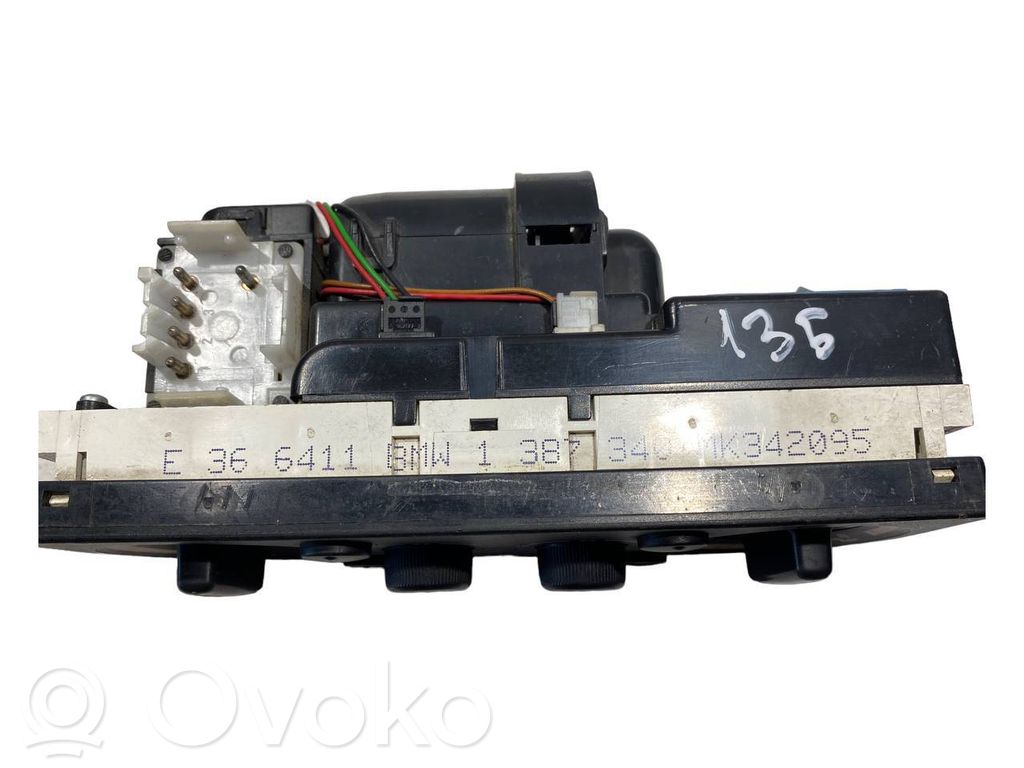 Gaisa kondicioniera / klimata kontroles / salona apsildes vadības bloks (salonā)