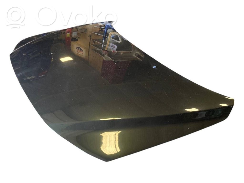 Dzinēja pārsegs (vāks)