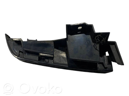 Rear bumper mounting bracket