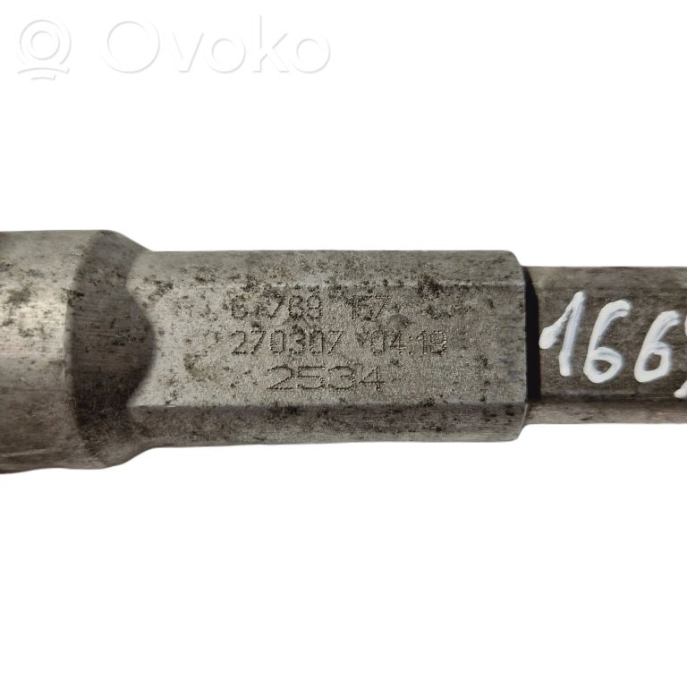 Stūresrata ass krustsavienojums