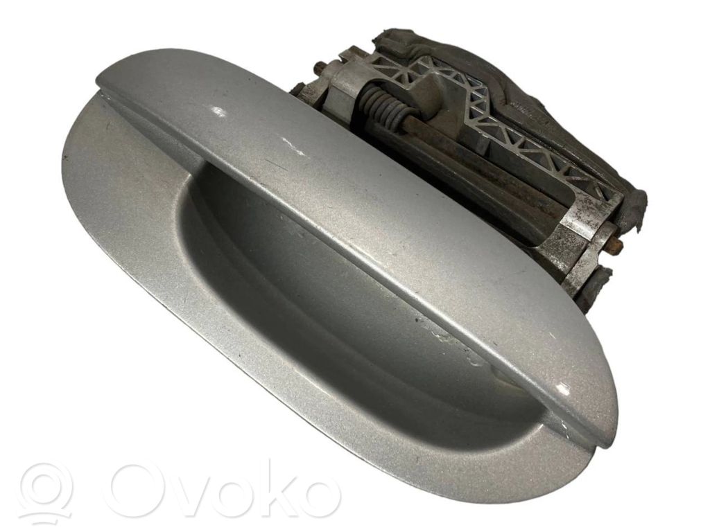 Внешняя ручка открывания