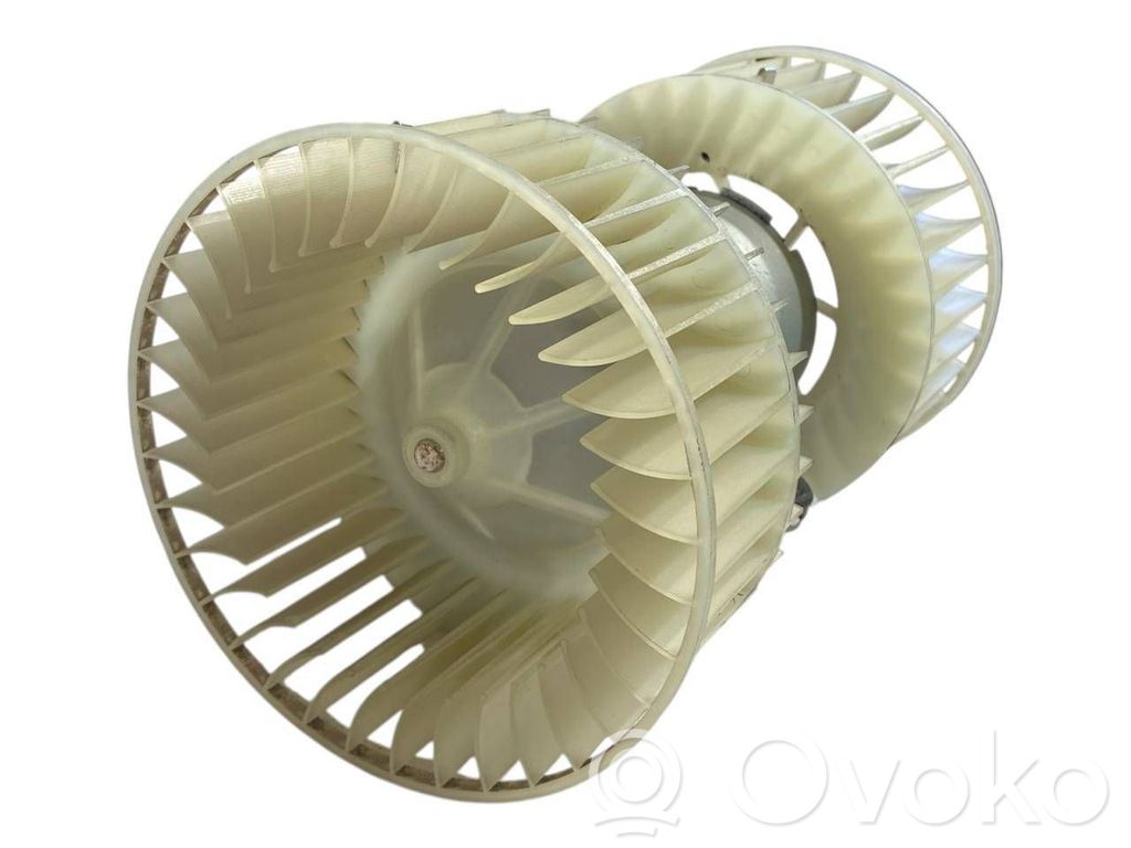 Mazā radiatora ventilators