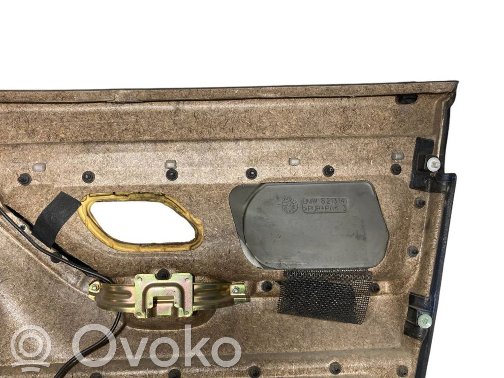 Priekšējo durvju apdare