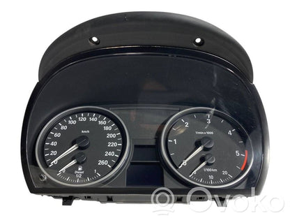 Spidometrs (instrumentu panelī)