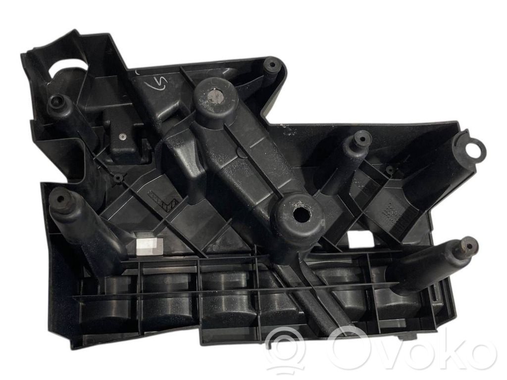 Cita veida bagāžnieka dekoratīvās apdares detaļa