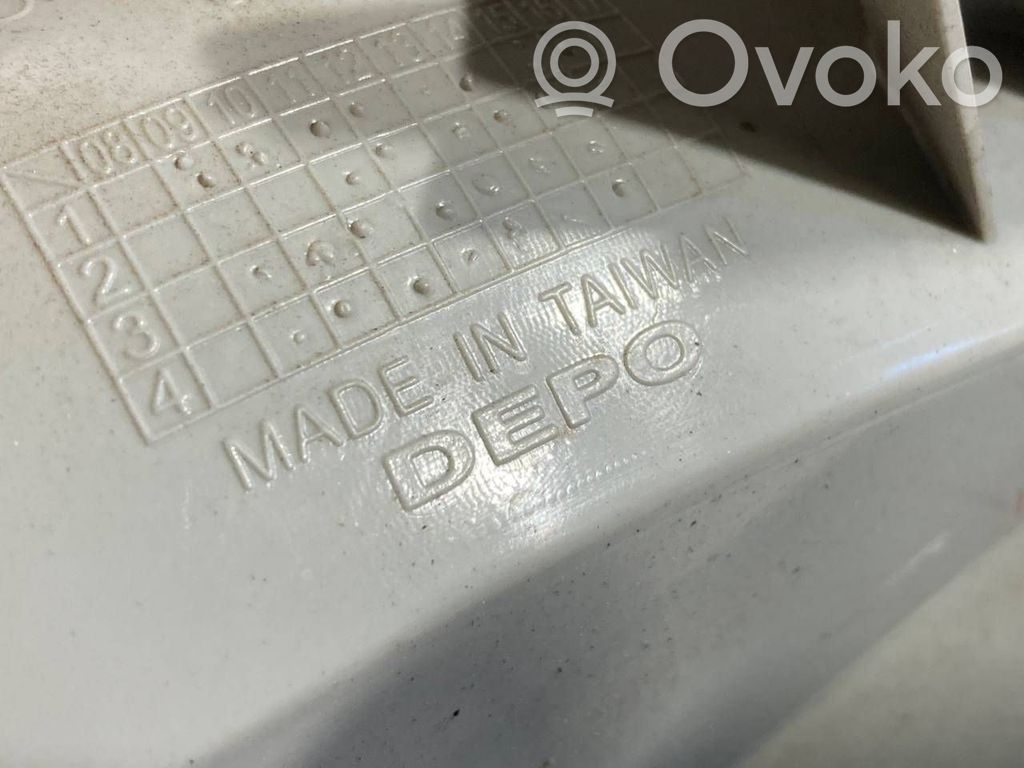 Задний фонарь в кузове