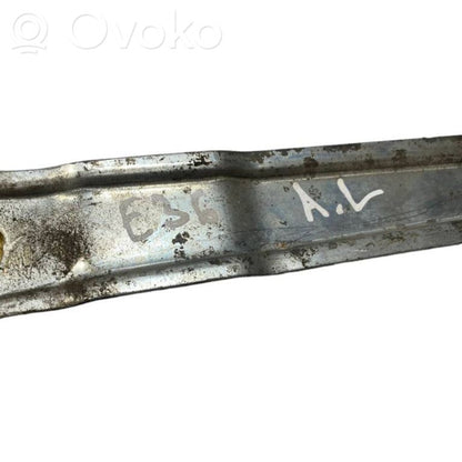 Aizmugurē loga pacēlāja motoriņš