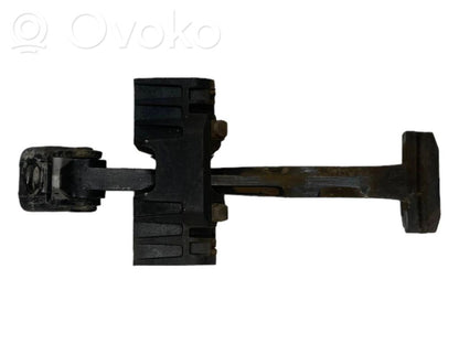 Durvju atvēruma ierobežotājs