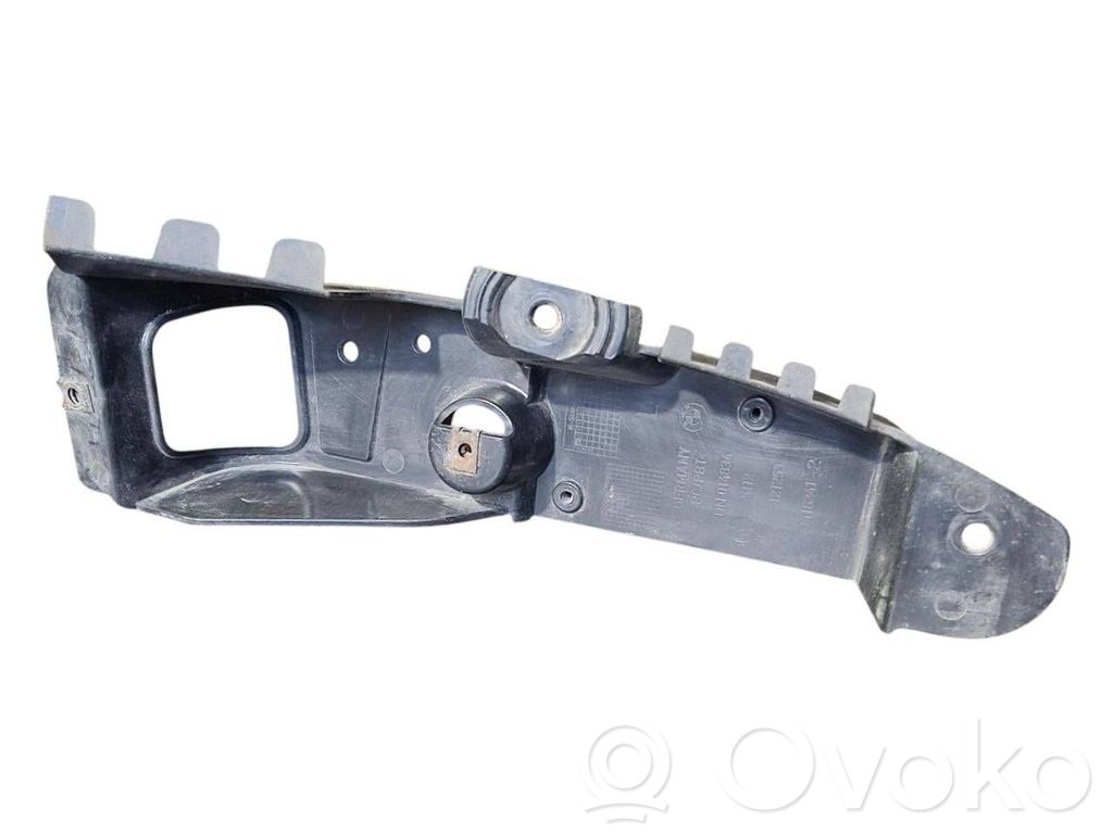 Aizmugurējā bufera montāžas kronšteins