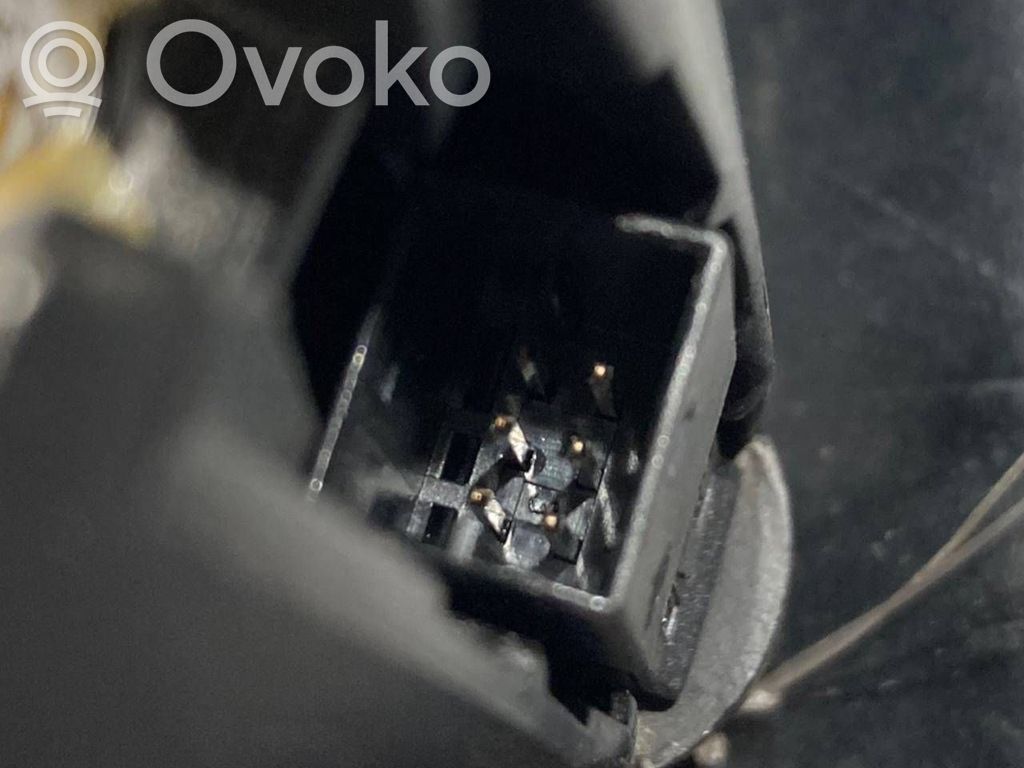 Atpakaļskata spogulis (salonā)