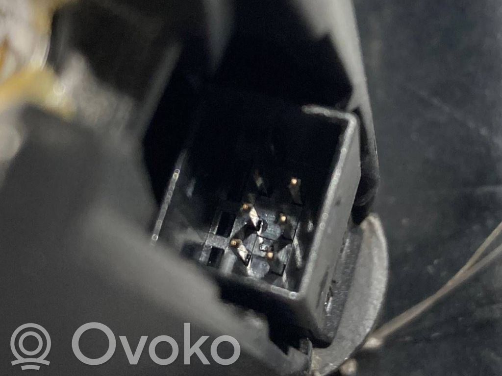 Atpakaļskata spogulis (salonā)